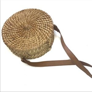 Round Woven Wicker Purse
